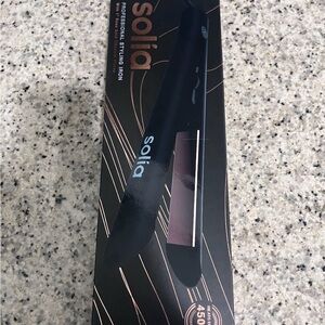Black Professional Styling Iron